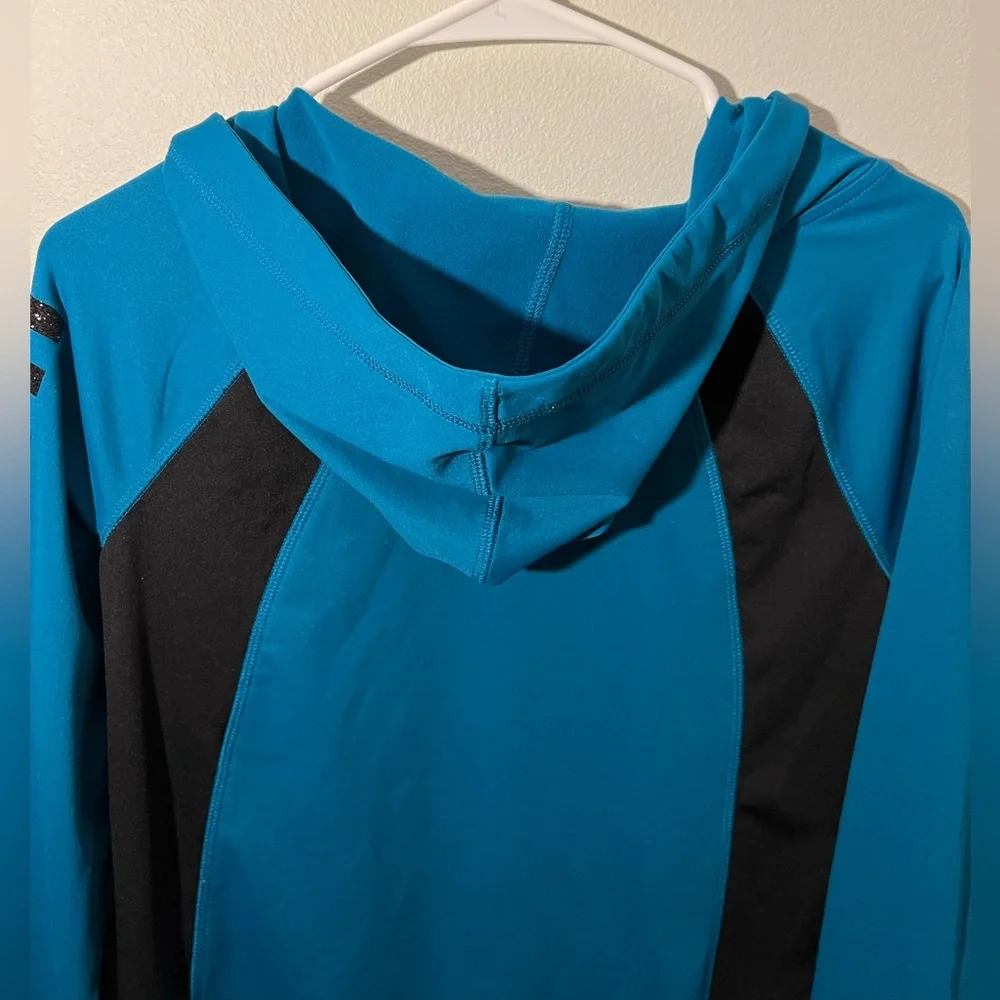 Justice Girls Blue & Black Zip Up ‘Hoops’ Hooded Jacket! Size 12/14.